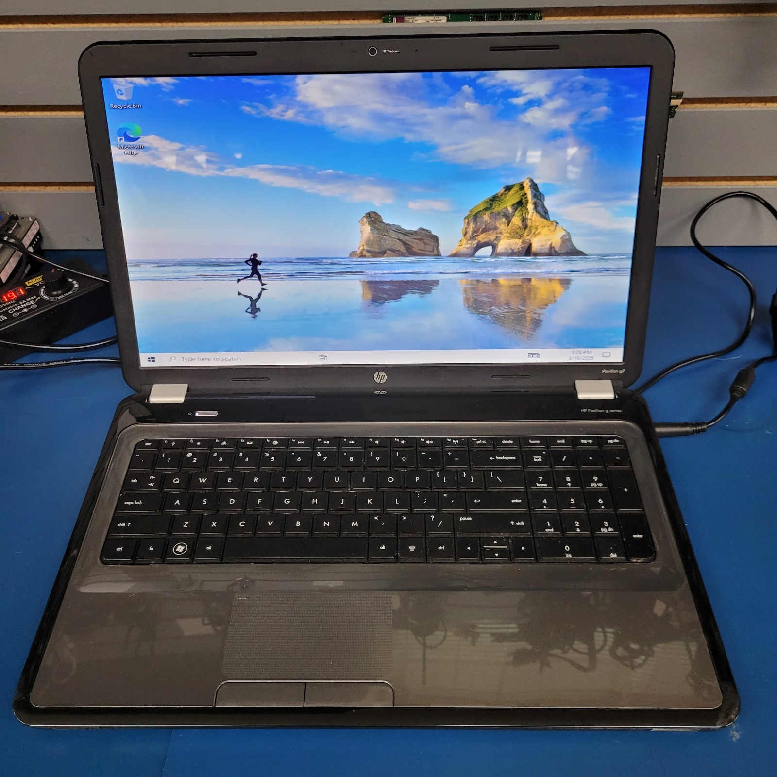 HP Pavilion G7-1156nr / Intel i3-M370 @2.40GHz / 4GB RAM / 500 GB HDD Windows 10