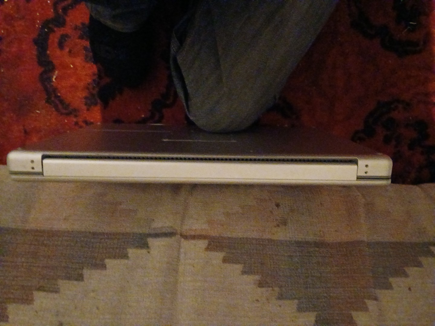 Apple Power Book G4 Titanium A1106 2005 For Parts Or Repair SEND OFFERS