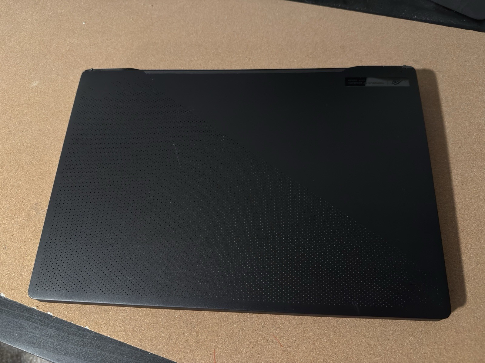 ASUS ROG Zephyrus M16 Intel i7, RTX 3050Ti, 16GB RAM, 512GB SSD, Win 11, Charger