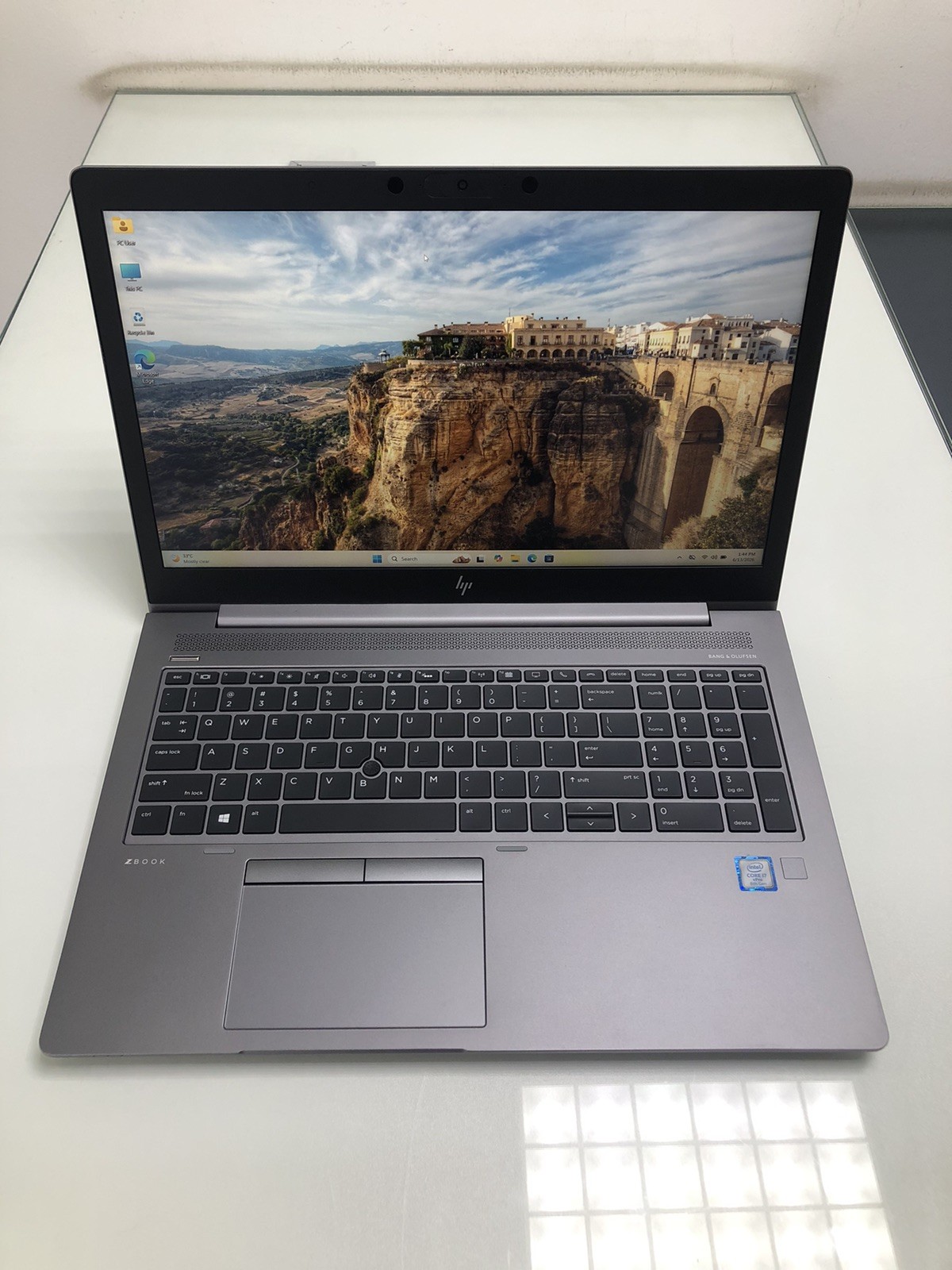 HP ZBook 15u G6 Touchscreen i7 16GB 512GB SSD AMD Radeon Pro 4GB Win11