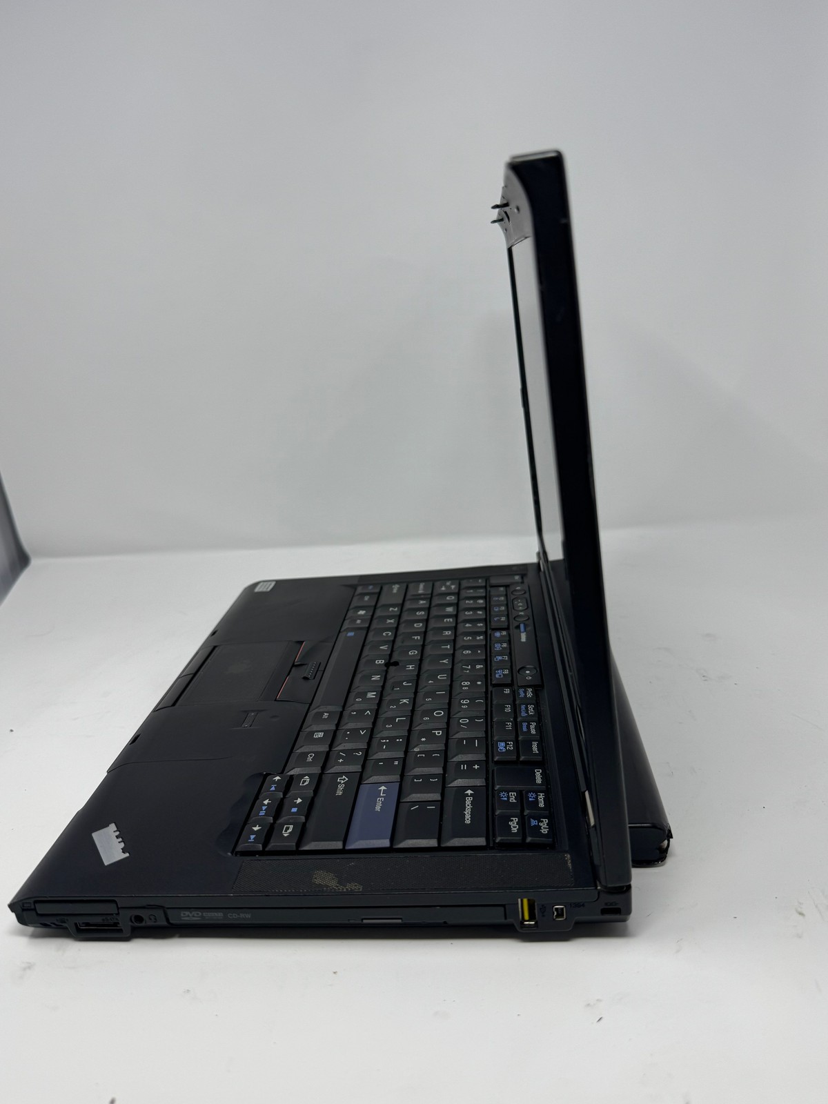 Lenovo ThinkPad T410 i5 M 540 4GB No HD AMD NVS 3100M Grade C