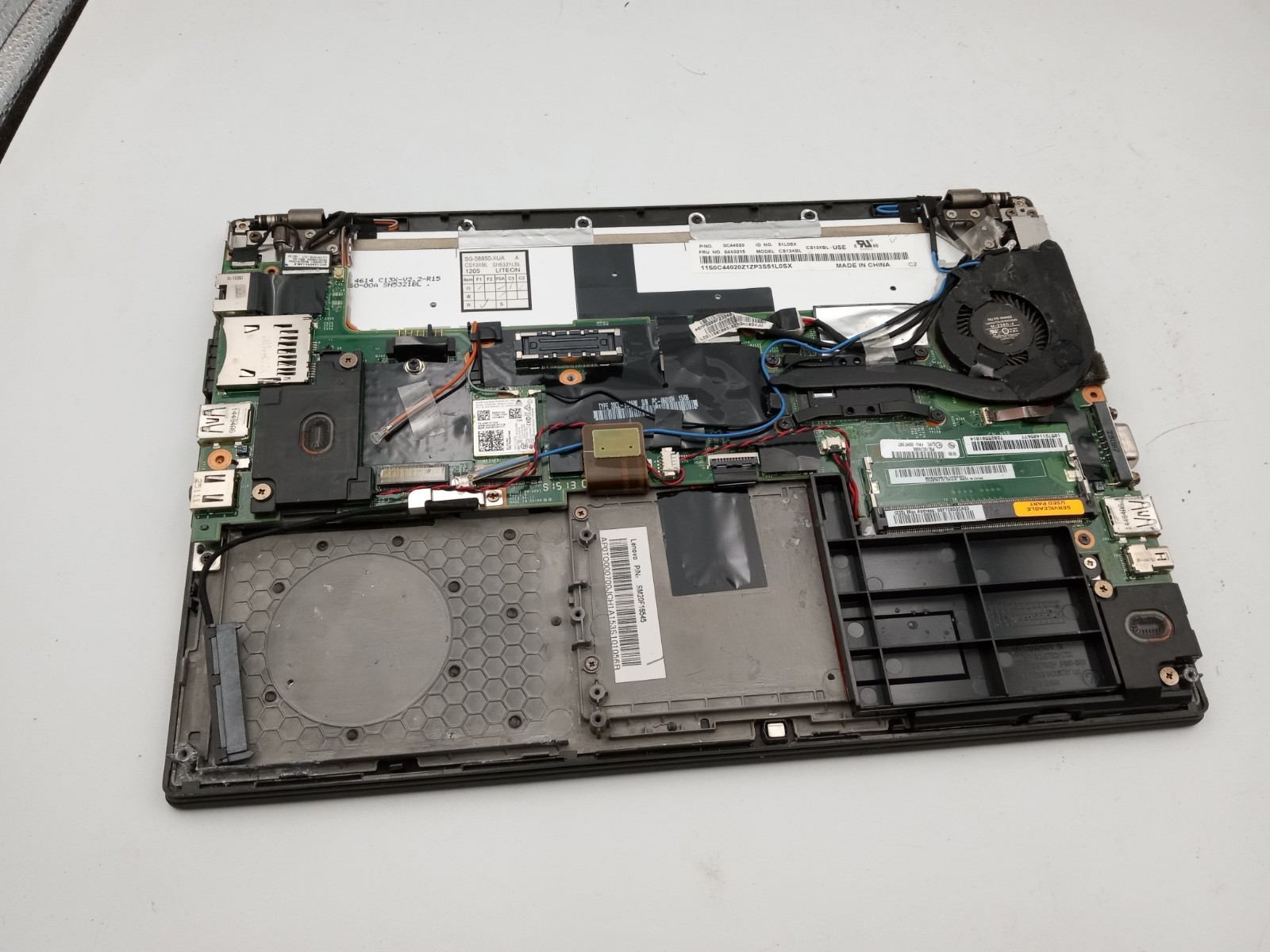 Lenovo ThinkPad x250 12″ Laptop Intel i7 5th Gen – LIQUID DAMAGE – READ -RR