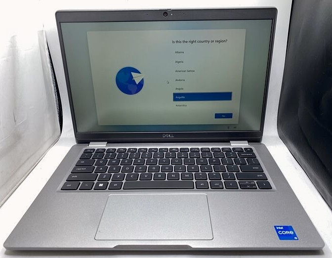 Dell Latitude 5330 13.3″ Laptop Intel i5-1245U 16GB RAM 512GB SSD Win 11 Pro