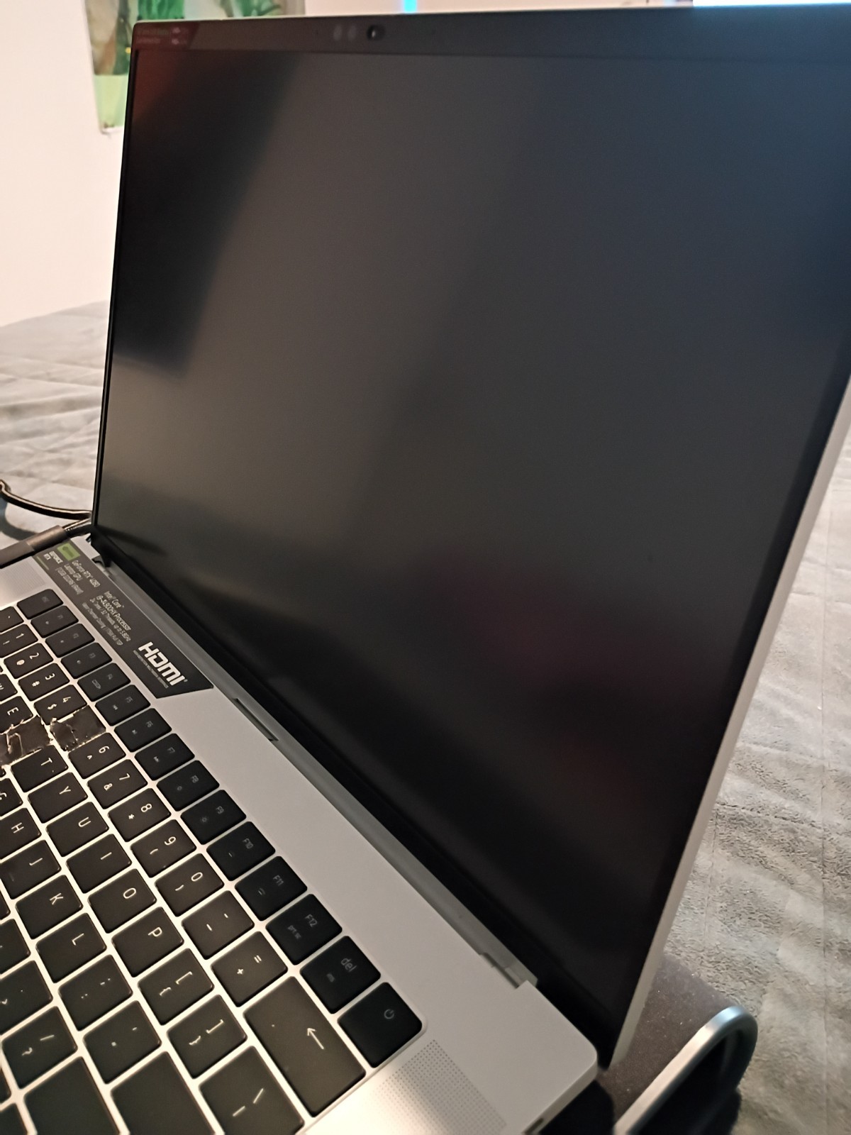 Razer Blade RZ09-0510TEM4-R3U1 16 16-inch Intel Core i9 i9-14900HX 32GB RAM 2TB