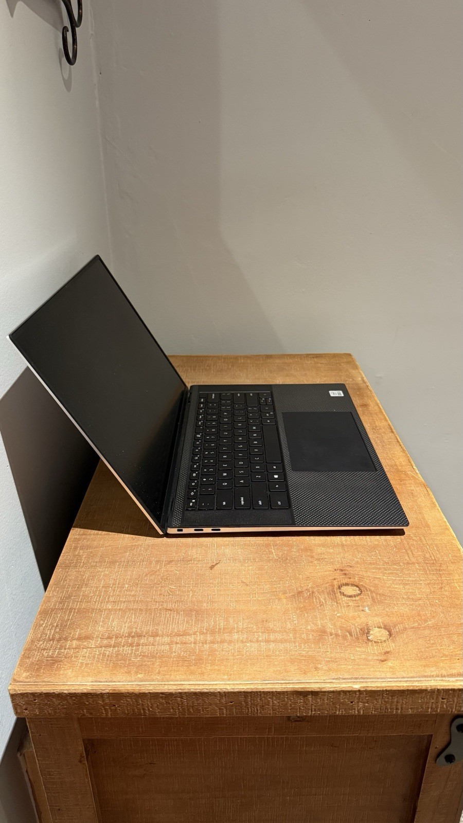 Dell XPS 15 9500, 16GB RAM, 256GB SSD, FHD+, 10th Gen i5, W11P , Bat, AC