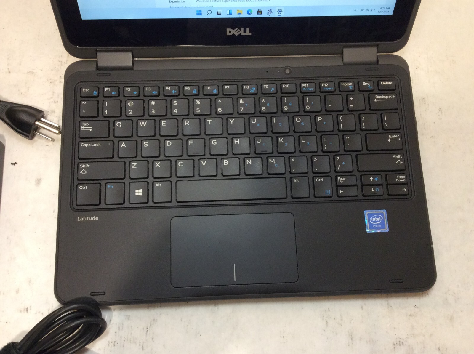 Dell Latitude 3189 11.6″ 2-in-1 Touch Laptop Celeron 8GB 128GB SSD Windows 11 !!