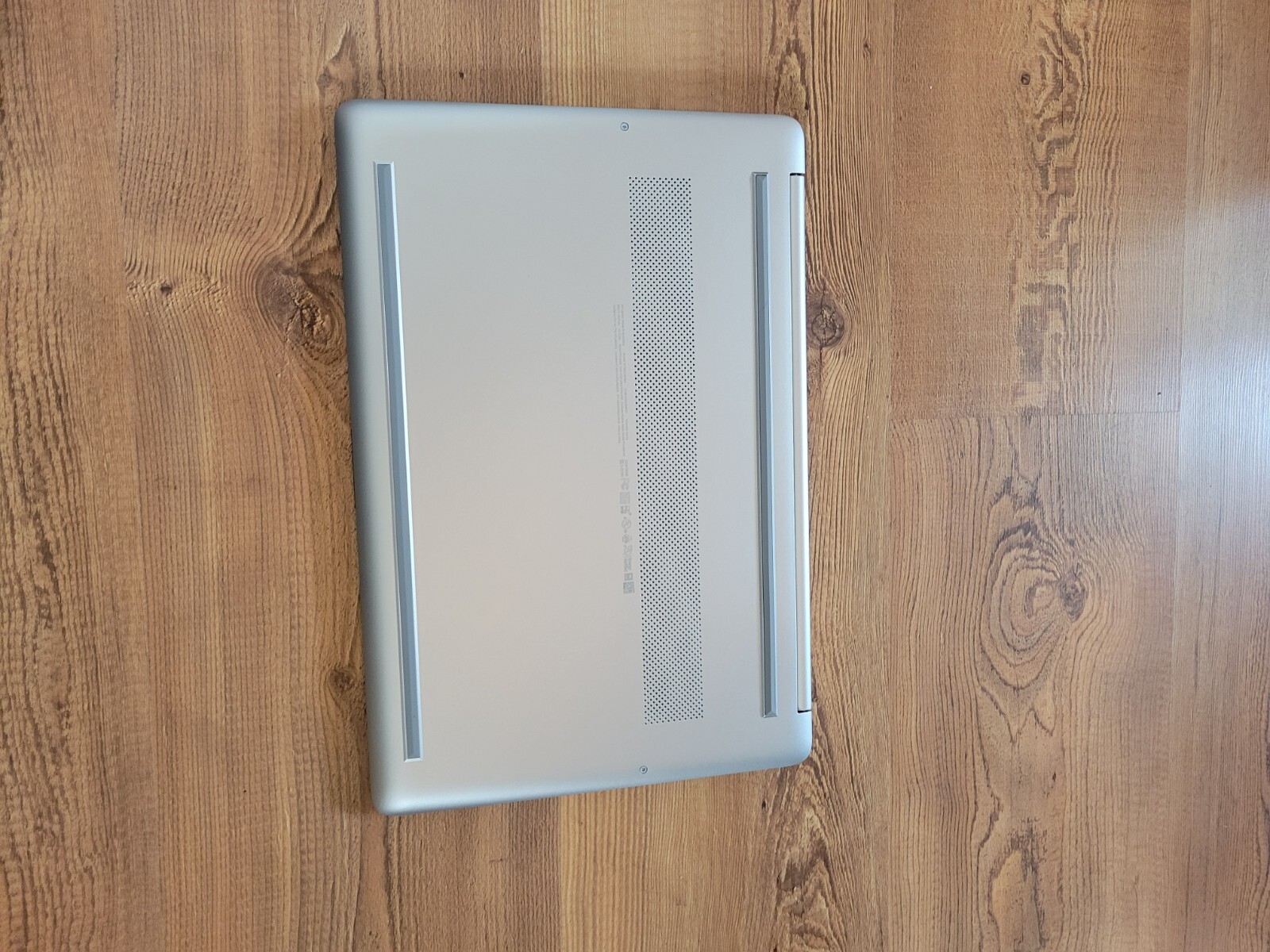 HP laptop 15-dy0025tg in silver-used