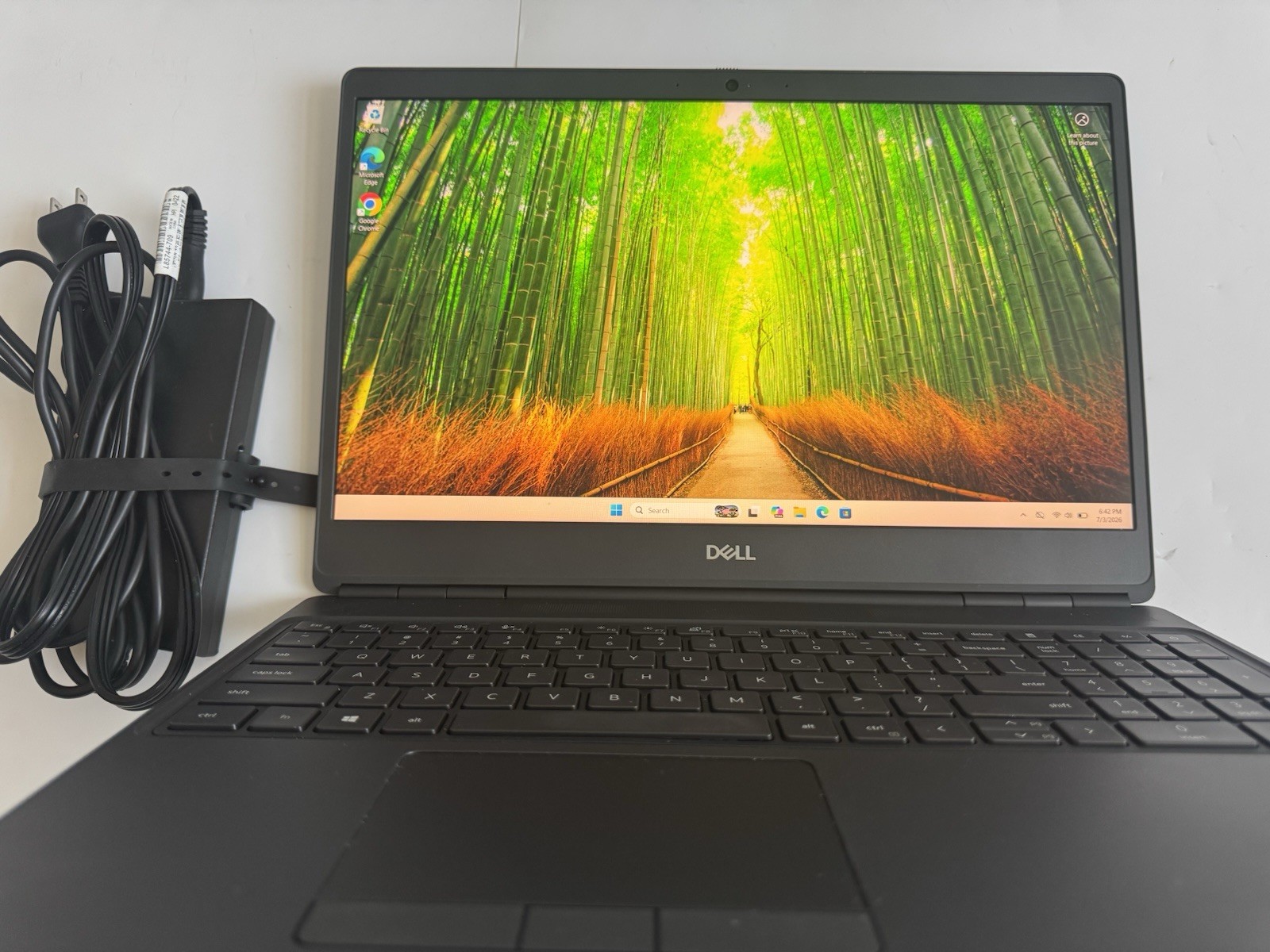 Gaming! Dell Precision 7550 15.6″ FHD i7-10750H 2.6GHz 32GB 256GB NVIDIA T1000
