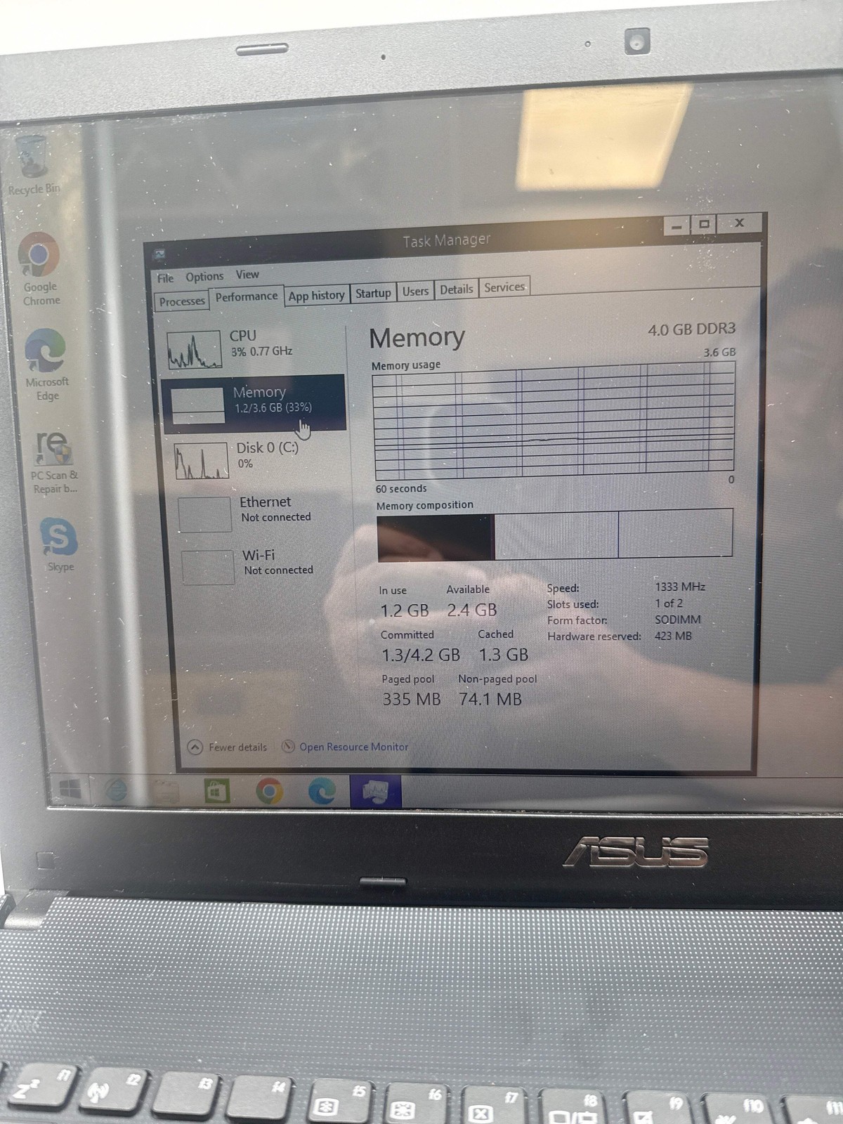 ASUS Laptop AMD E1-1200 1.40 GHz 4 GB RAM 320 GB HDD Bad Battery