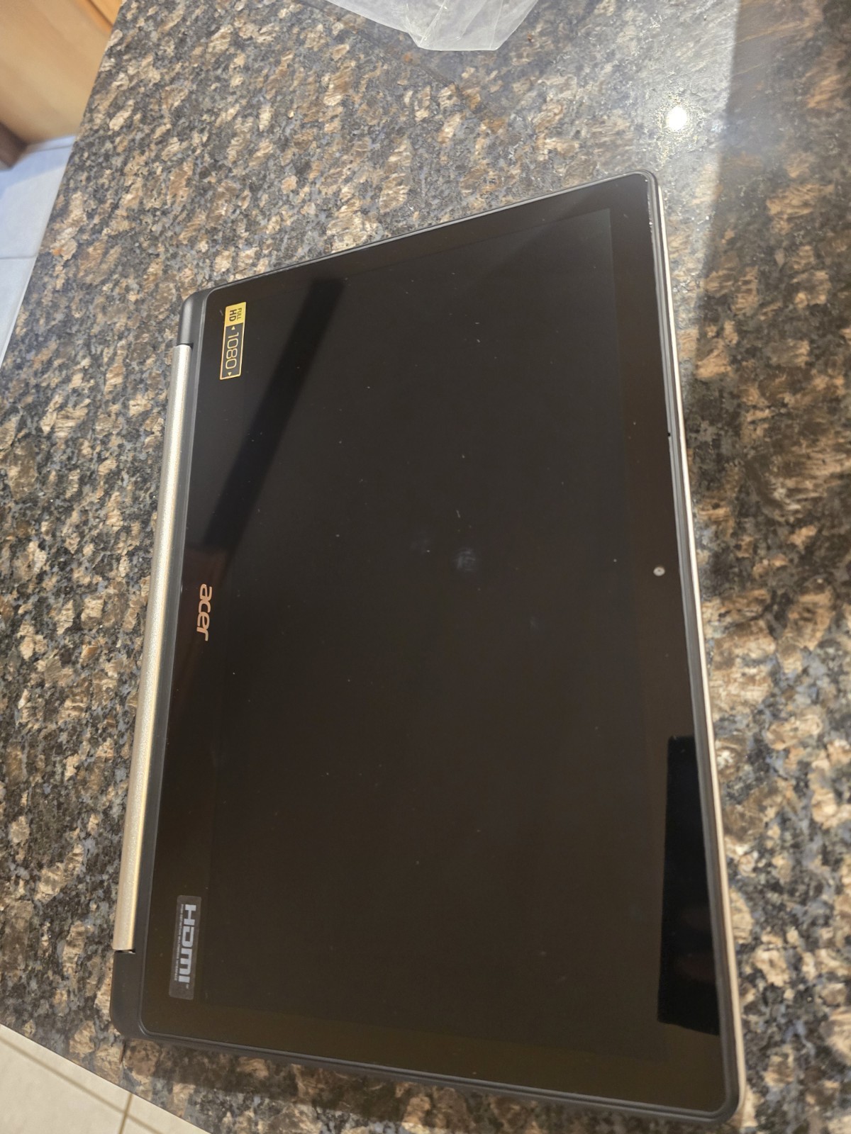 2 In 1 Acer R13 CB5-312T-K0YQ 13″Quad Core Processor 4GB Ram 32GB eMMC ChromeOS