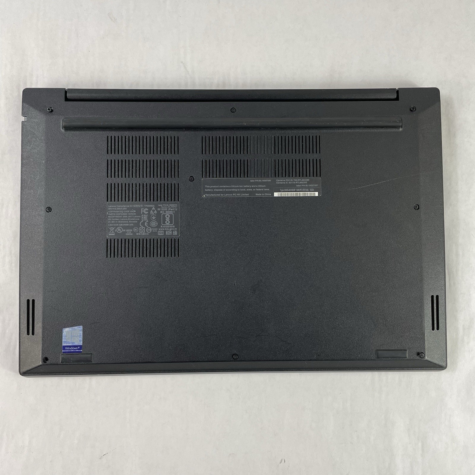 Lenovo ThinkPad E580 15.6″ i5-7200U 2.50 GHz 8 GB RAM No SSD No OS No AC