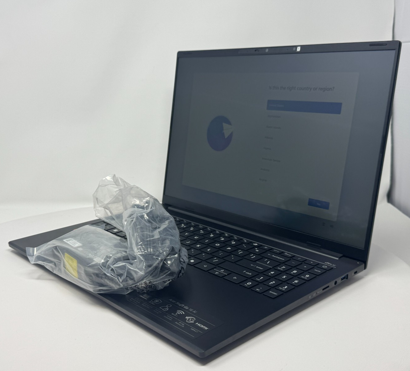 OPEN BOX Acer Swift Go 16 AI Ryzen AI 9 32GB 1TB Touchscreen Laptop Tested