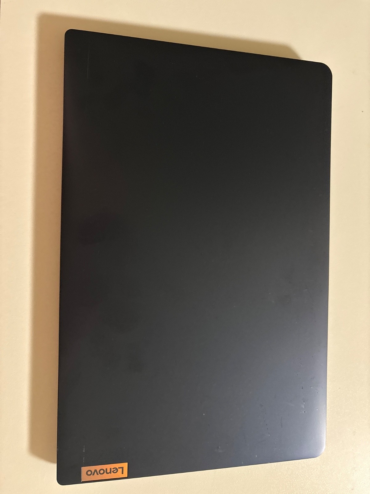 Lenovo IdeaPad 1 15IAU7 15.6″ (256GB SSD, Intel Core i5-1235U, 1.30GHz, 8GB RAM)