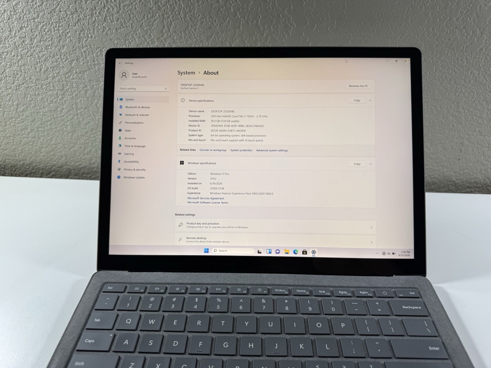 Microsoft Surface Laptop 5 13.5” 1950 Intel Core i7-1265U 16GB RAM 512GB NVME