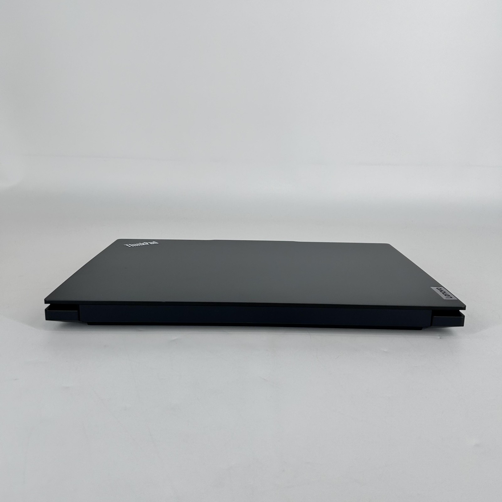 Lenovo ThinkPad E14 Gen 5 FHD+ 1.3 GHz i5-1335U 16GB 256GB SSD Very Good