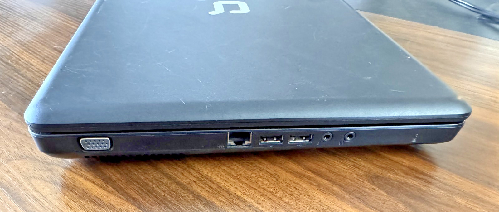 Compaq Presario CQ56 Intel Celeron CPU 900 4GB Ram 256GB HDD 15.6″ Chrome FlexOS