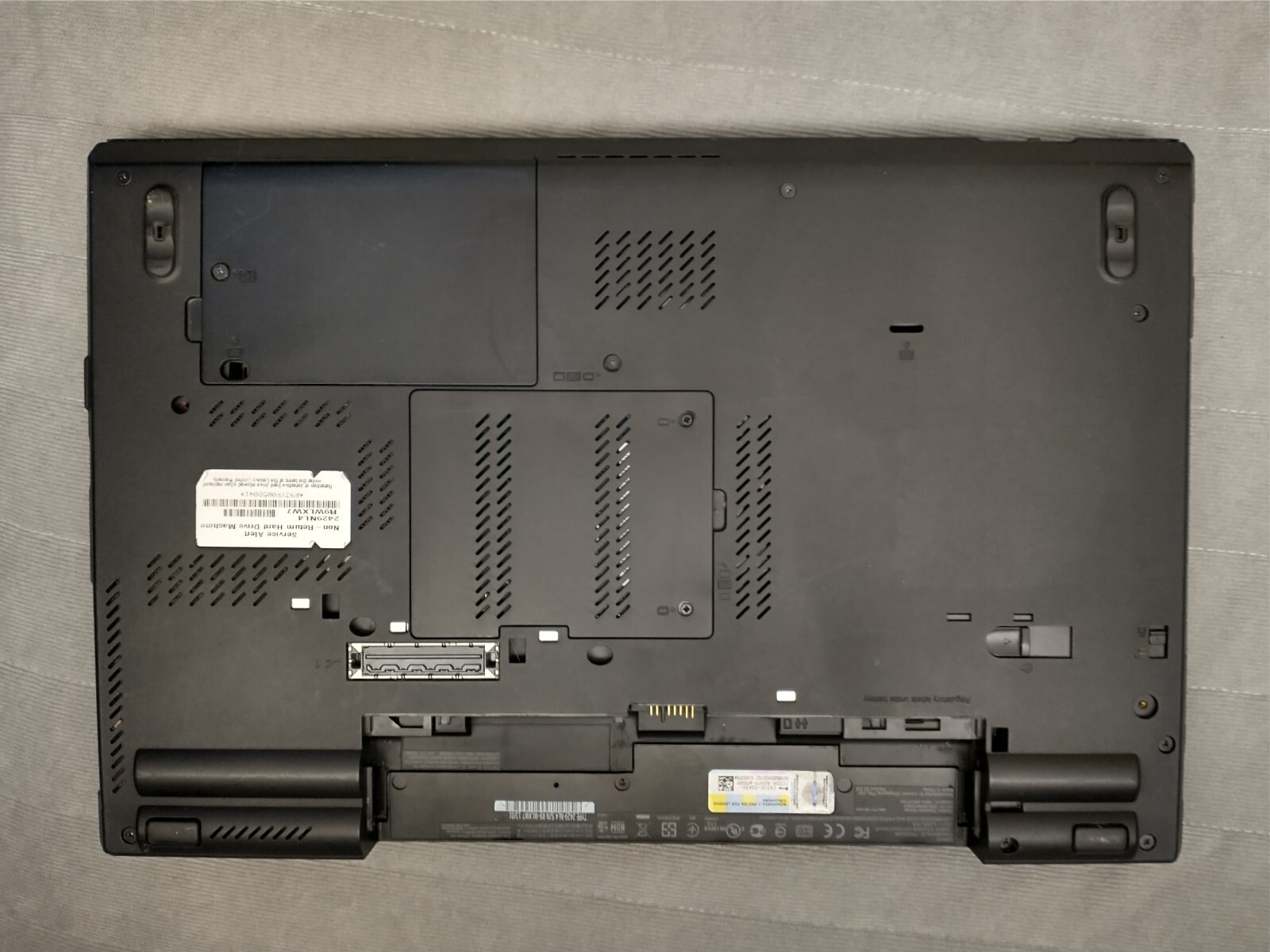 Lenovo ThinkPad T530 laptop Intel Core i7 3520M 2.90 Ghz 500 GB HDD 4 GB RAM