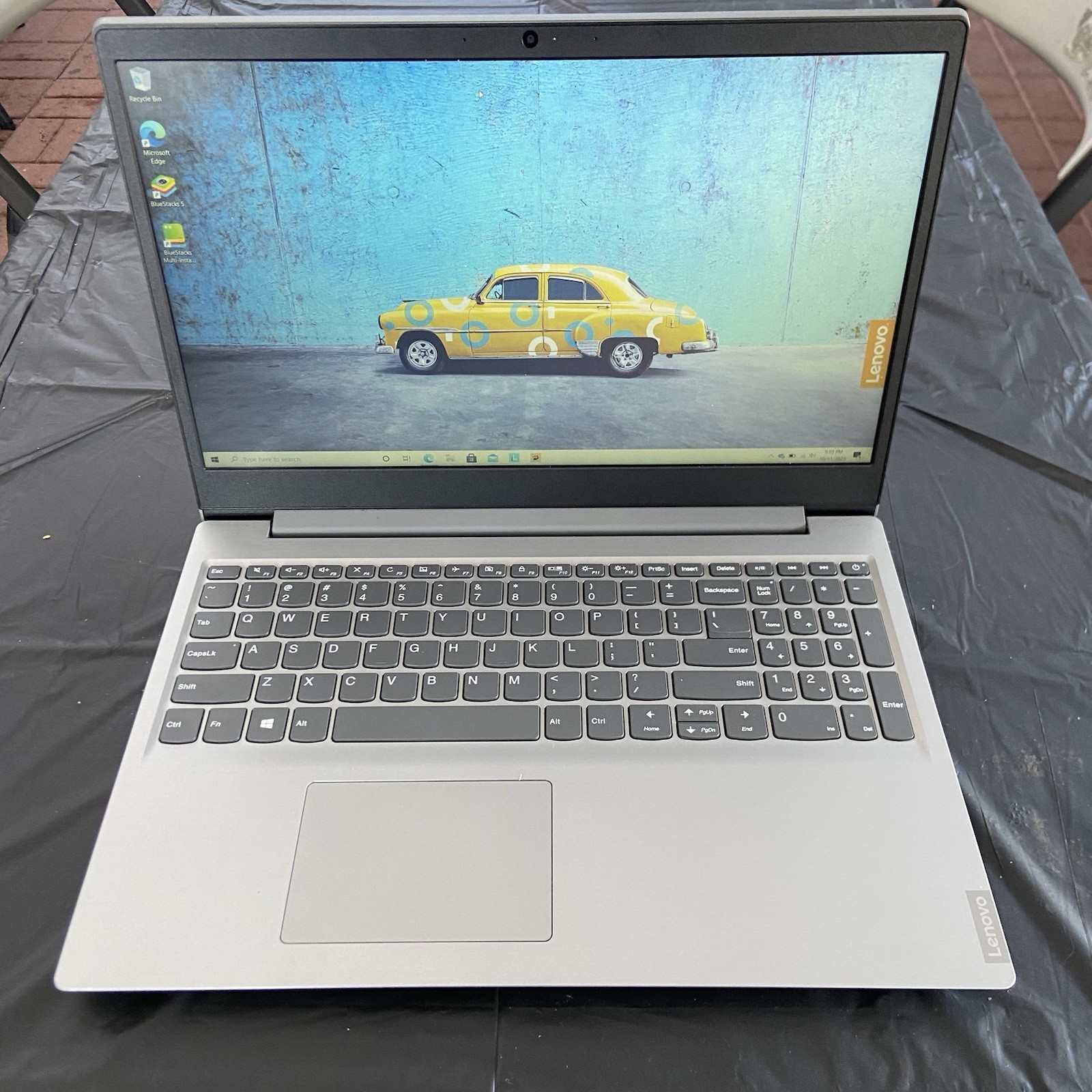 Lenovo IdeaPad S145-15API 2.60GHz AMD Ryzen 3 3200U 8GB RAM 256GB SSD 15.6″ FHD