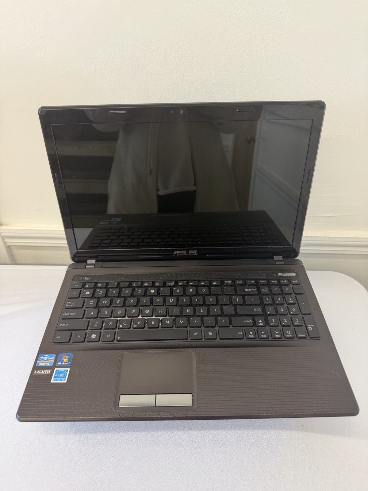 Asus K53E Laptop – Good Screen – Intel i5-2450M – Read Des