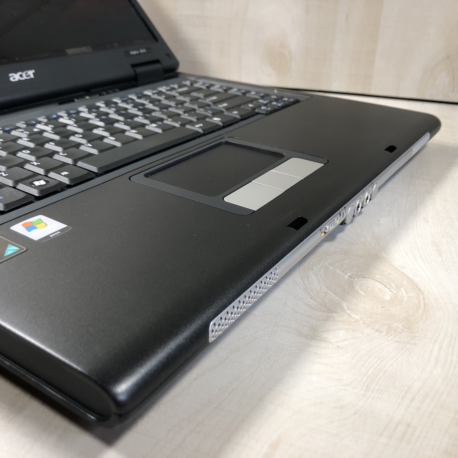 Acer Aspire 5515 15.4″ Laptop (AMD Athlon 2650e 1.6GHz, 3GB/80GB, Windows