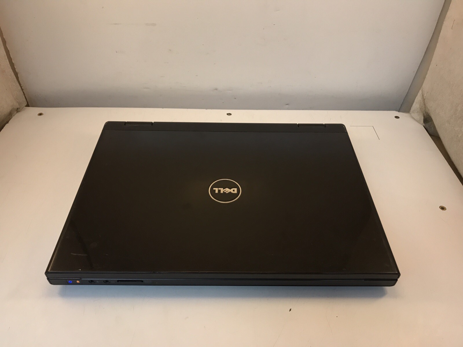 Dell Vostro 1510 Core 2 Duo Laptop Boots to BIOS NO HDD/Charger