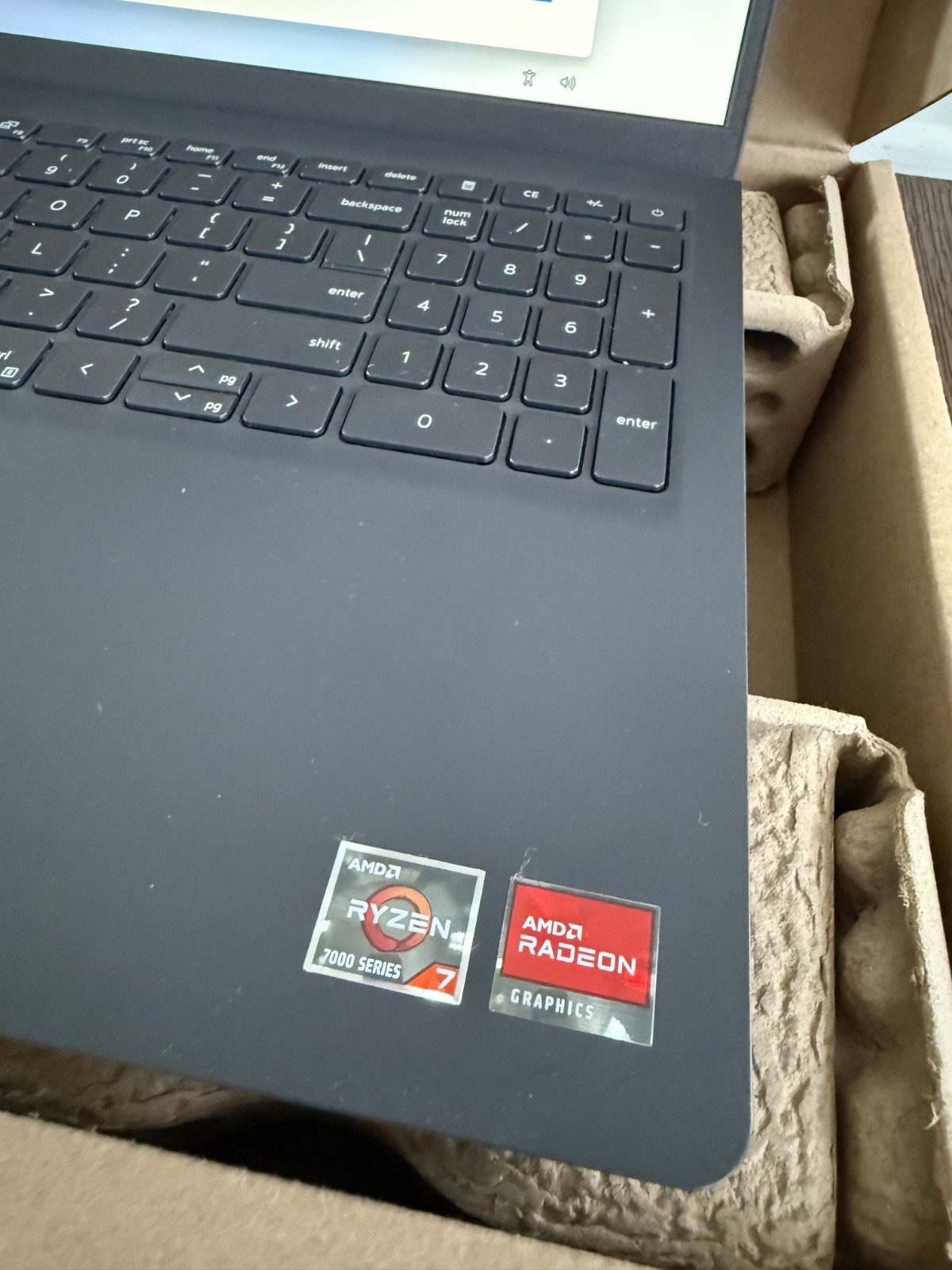 Dell Inspiron DC15255 AMD Ryzen7 7730U 16gb Ram 512GB SSD