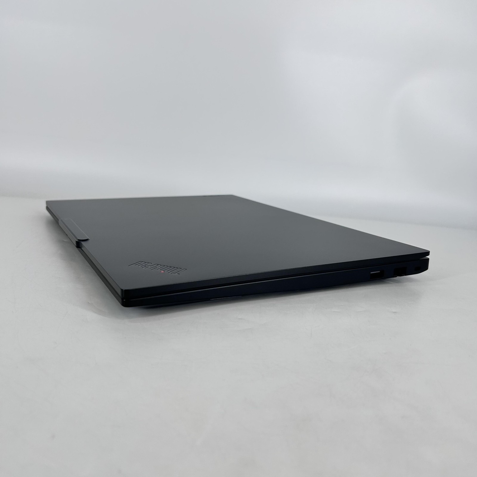 Lenovo ThinkPad E16 Gen 3 FHD+ 2.0 GHz Ultra 7 255H 16GB 512GB SSD Excellent