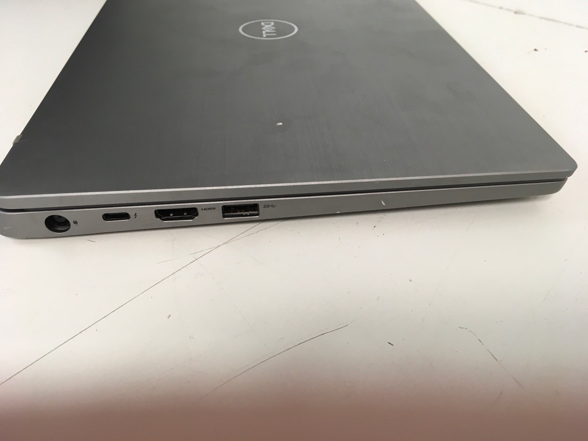 DELL COMPUTER LATITUDE 7400 (P24034607)