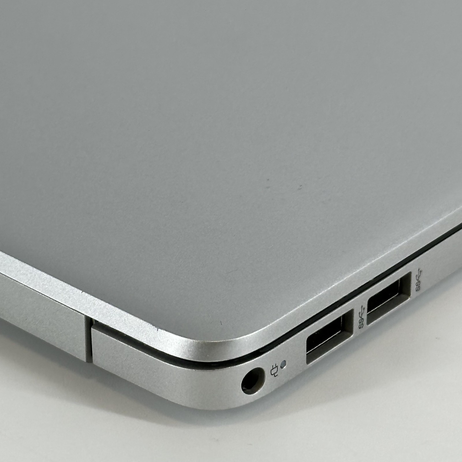 HP Notebook 15-dy1043dx Silver HD TOUCH i5-1035G1 1.00GHz 12GB 256GB Very Good