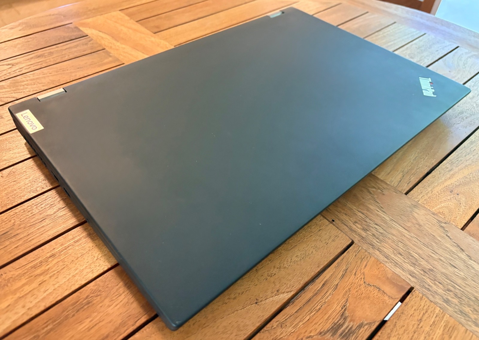 Lenovo P17, 128GB RAM, RTX5000 (16GB VRAM), 4K 17.3″ UHD, CPU i9-10855H, 1TB SSD