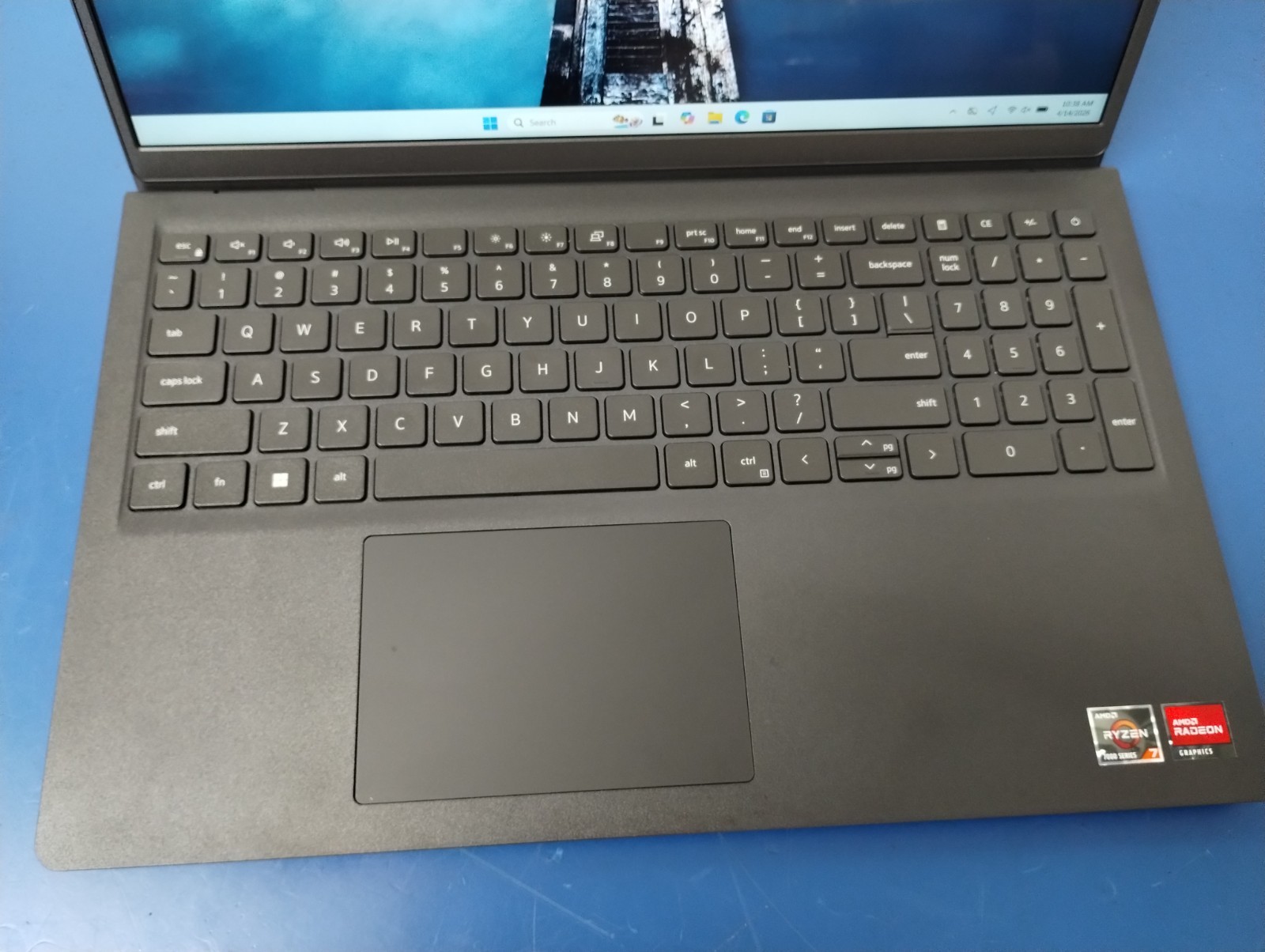 DELL 15 DC15255 G8MK9, AMD Ryzen 7 7730U, 2.00 GHz, 16 GB RAM, 512 GB NVMe SSD