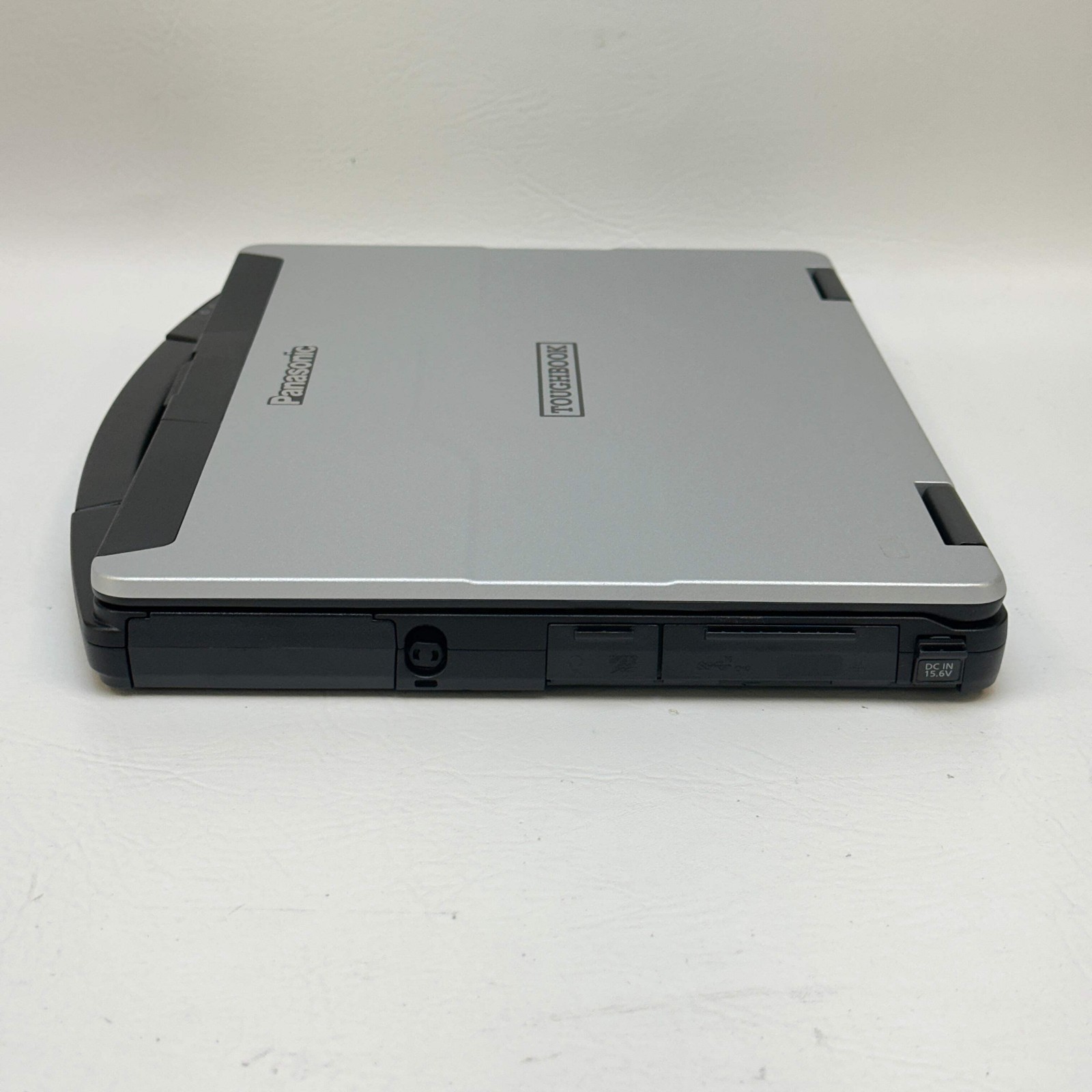 Panasonic FZ-55FZ-4LAM CABQM1V 14″ i5-1145G7 2.6GHz 16GB RAM 512GB SSD