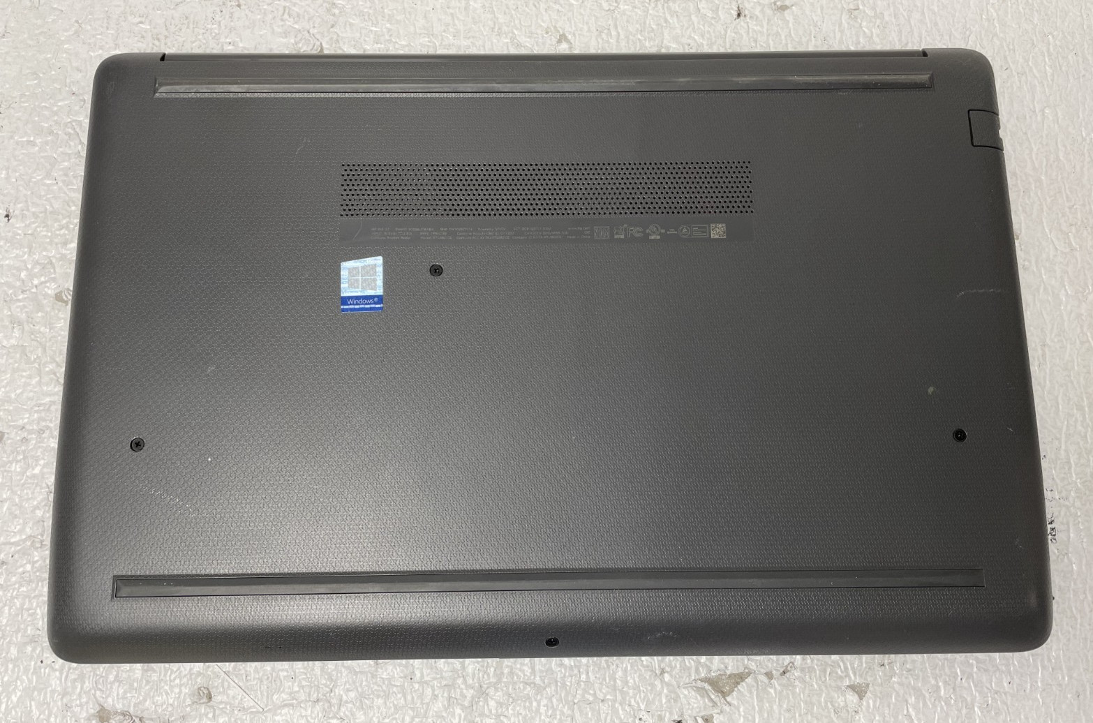 HP 255 G7 15.6” AMD A6-9225 @2.60GHz 8GB RAM 256GB SSD Win10Pro AMD Radeon R4