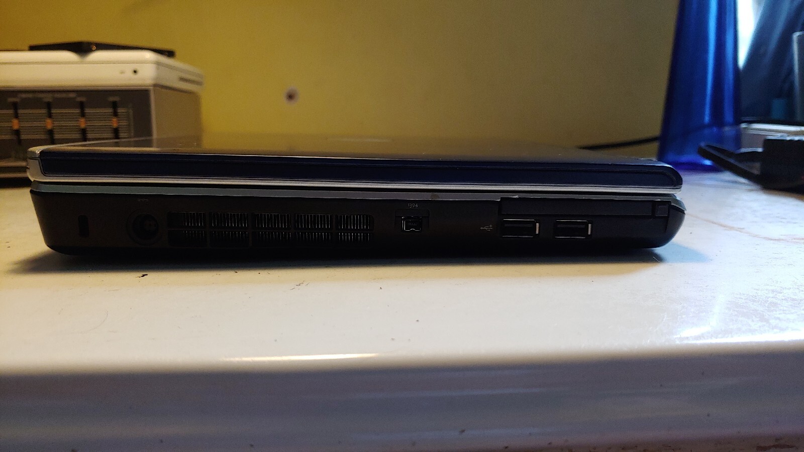 Dell Inspiron 1420 Core 2 Duo 1.83 GHz 3GB RAM Battery NO HDD NO CHARGER