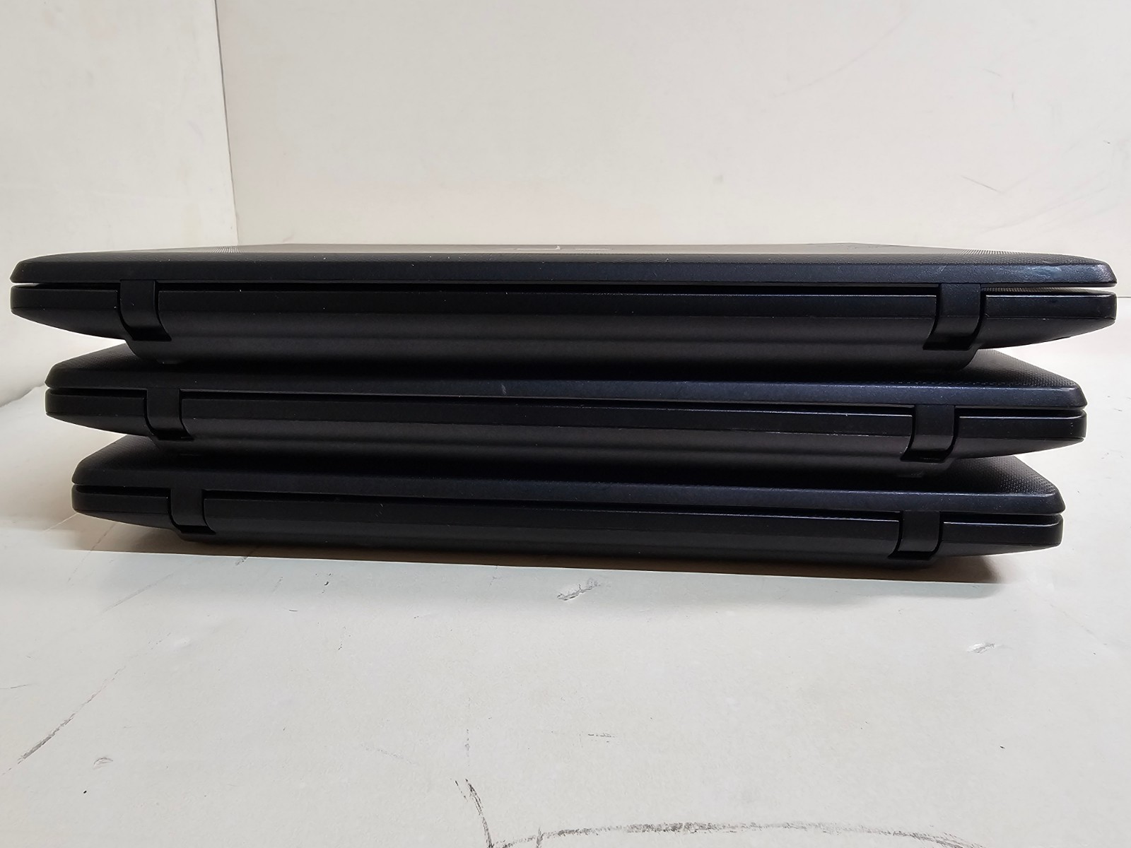 3 Laptop Lot – Asus X200M Notebook PC – K200MA-DS01T – Sold As-Is / Untested