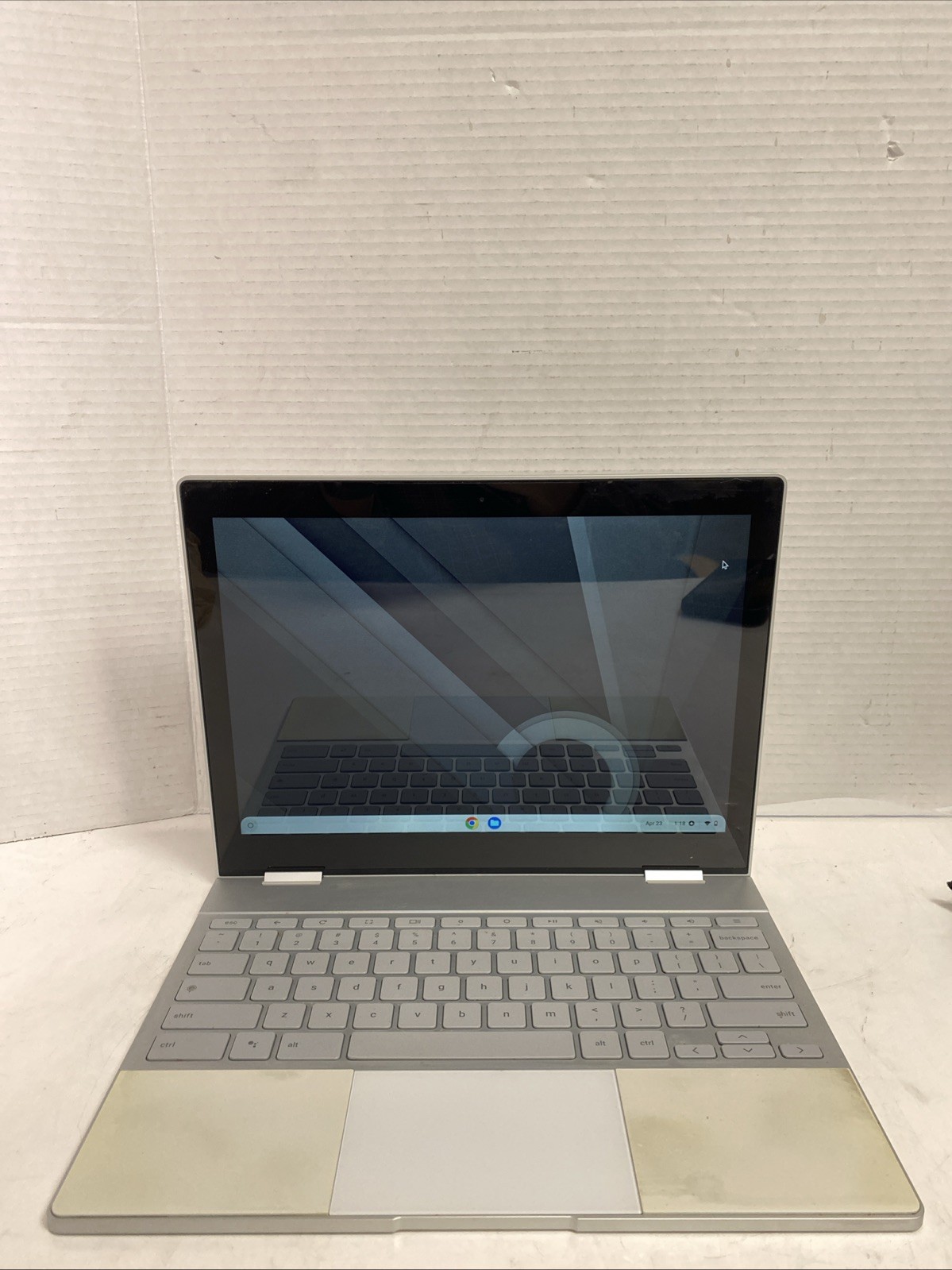 Google Pixelbook 2 in 1 Chrome Core i7-7Y75 , 1.30GHz 16GB RAM 8GB SSD
