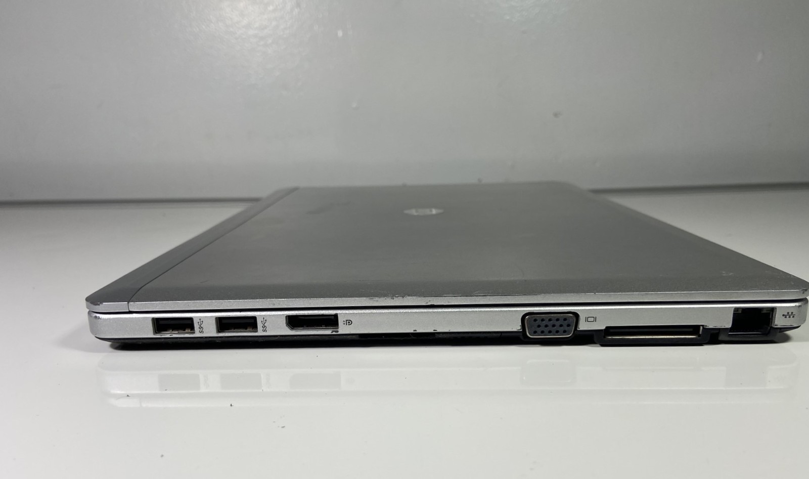 HP EliteBook Folio 9480m Laptop [Core i5-4310U 2 GHz 8 GB NO HDD/ SSD / OS] 14″