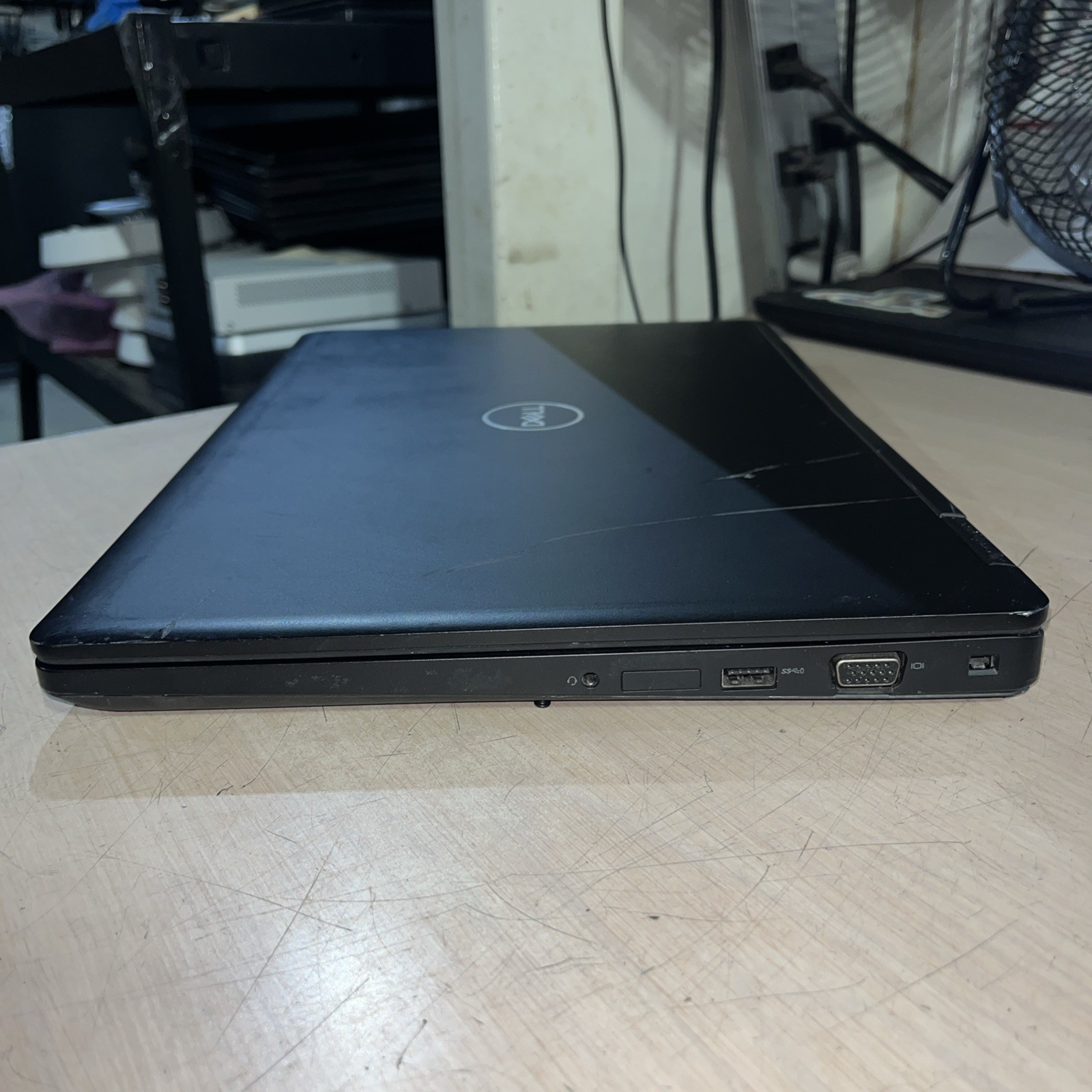 DELL PRECISION 3530 INTEL CORE I7-8850H 8GB RAM NO HD