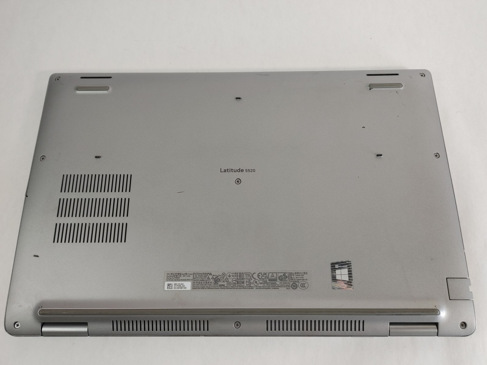 Dell Latitude 5520 Core i7-1185G7 3.00 GHz 8 GB DDR4 256 GB NVMe Windows 11 Pro