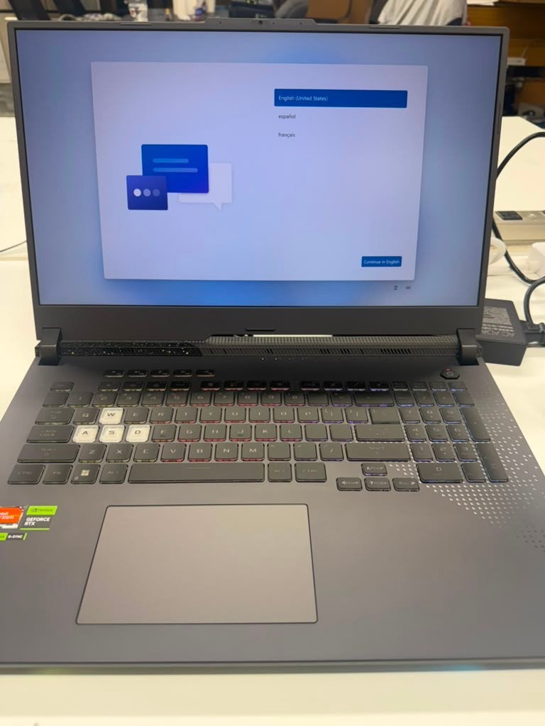 Asus ROG Strix G713P 17.3″ Ryzen 9 7845HX 16GB RAM 1TB SSD GeForce RTX 4060