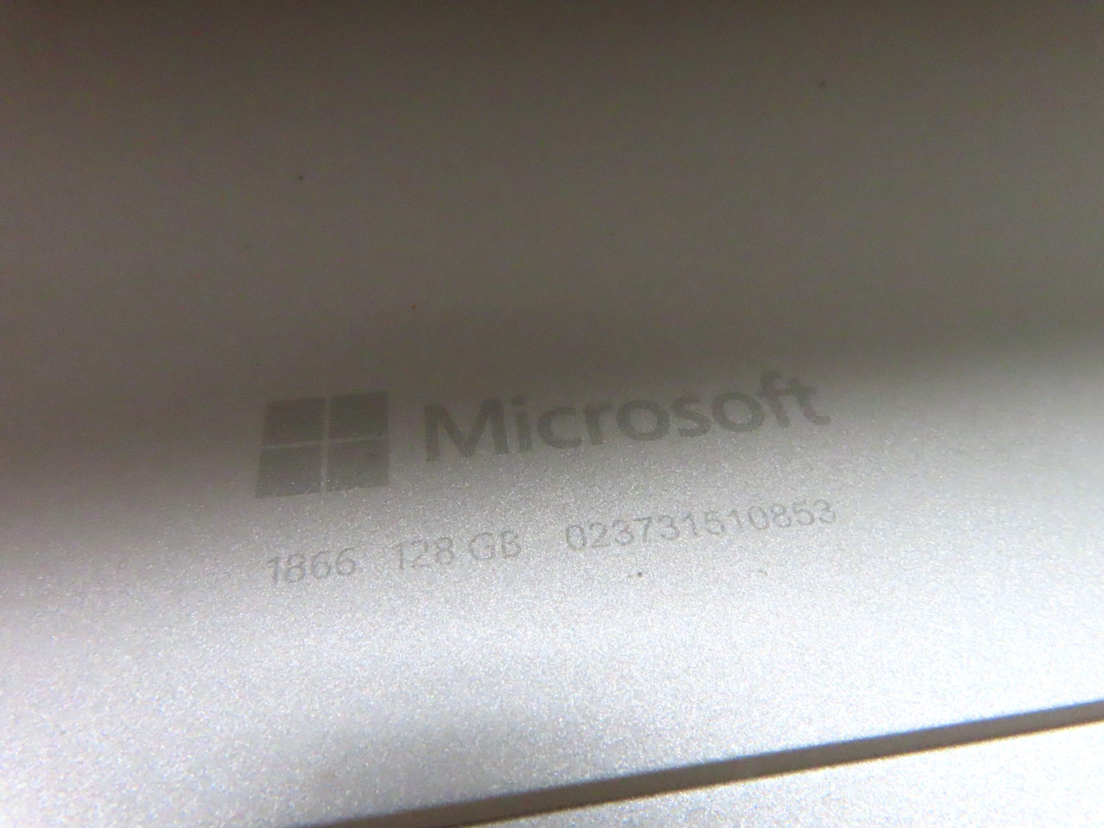 Microsoft Surface Pro 7 1866 Core i5-1035G4 1.10GHz 8GB RAM 128GB SSD AS IS