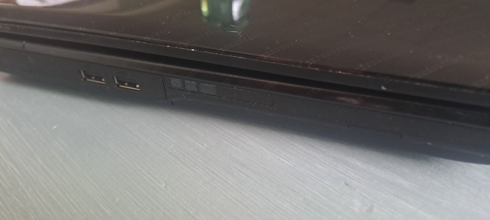 Laptop MSI 17.3″ i3 M370 4GB 250GB SSD DVD Windows 7 64-bit