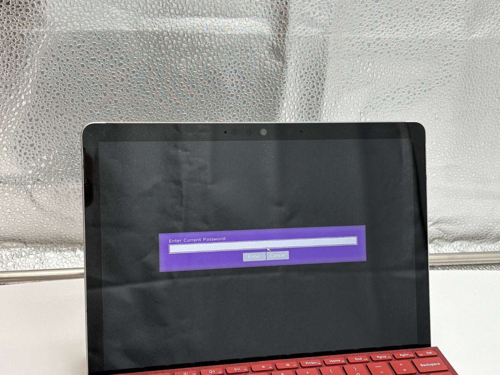 Microsoft Surface Go 2 10.5″ 64 GB SSD 4 GB RAM M3-8100Y Windows 11 Pro – READ