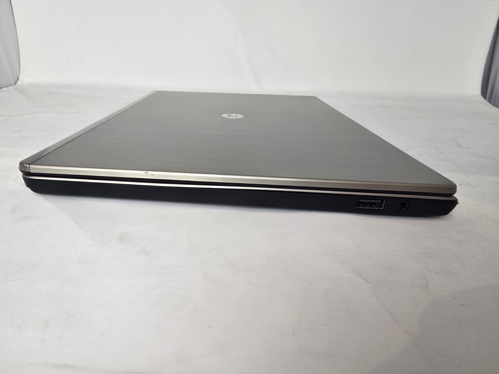 HP Folio 13-2000 Intel i5 2467m 1.60Ghz 8GB DDR3 RAM 128GB SSD 13.3″ Windows 10