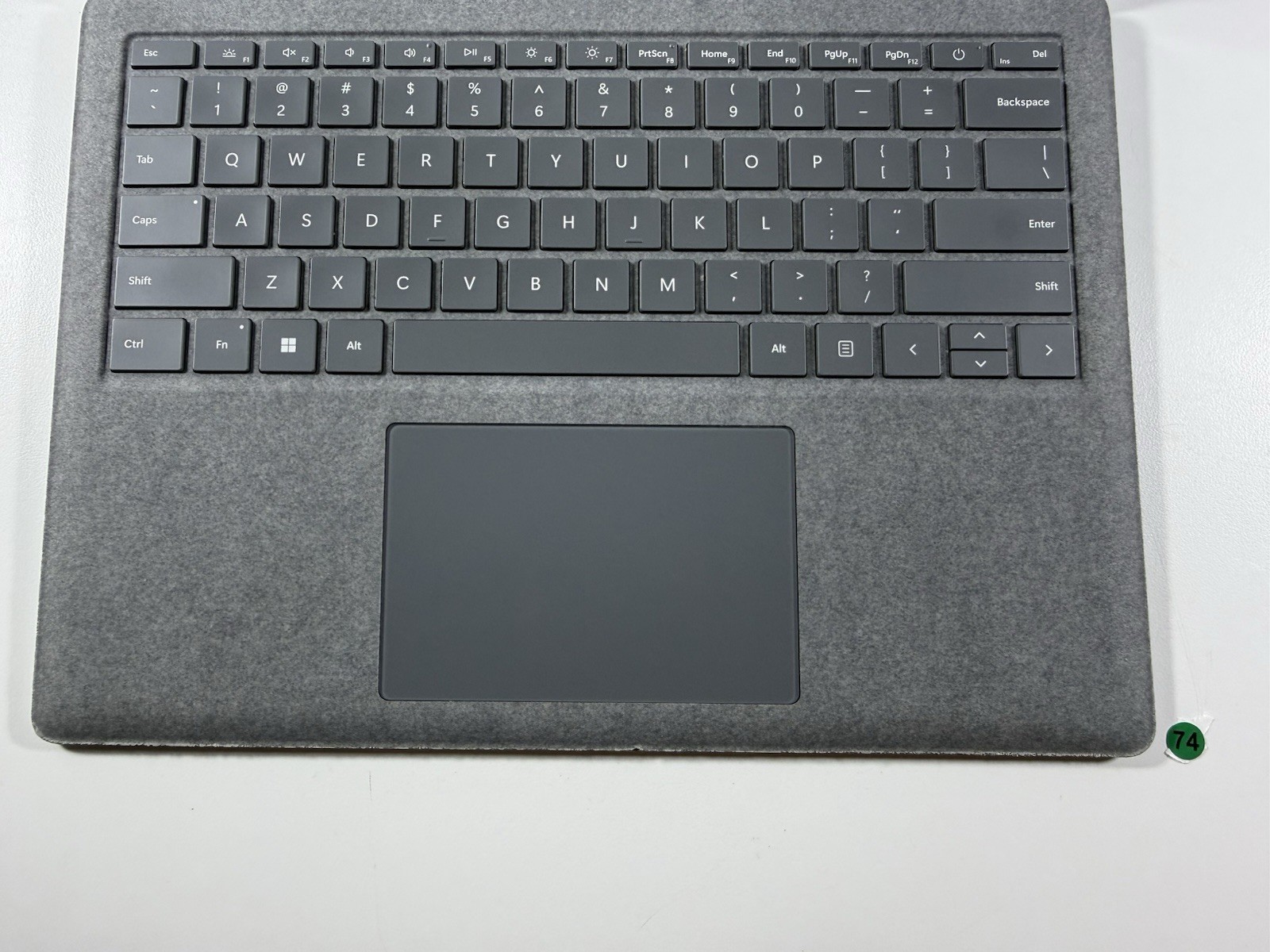 Microsoft Surface Laptop 5 13.5” 1950 Intel Core i7-1265U 16GB RAM 512GB NVME