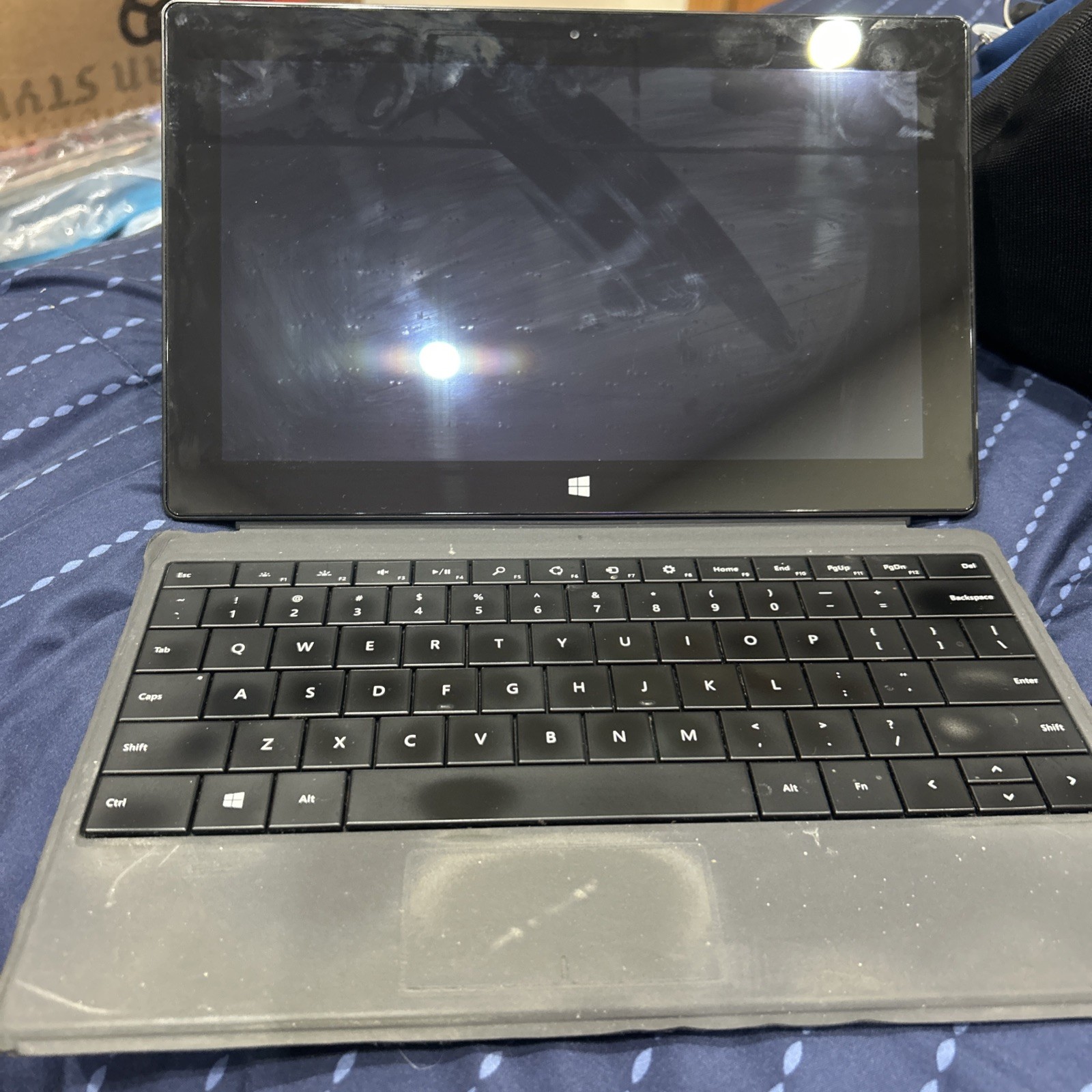 Microsoft Surface Win 8 Pro i5 Pen 1.6GHz 4GB Model 1601 64-Bit w Box Keyboard