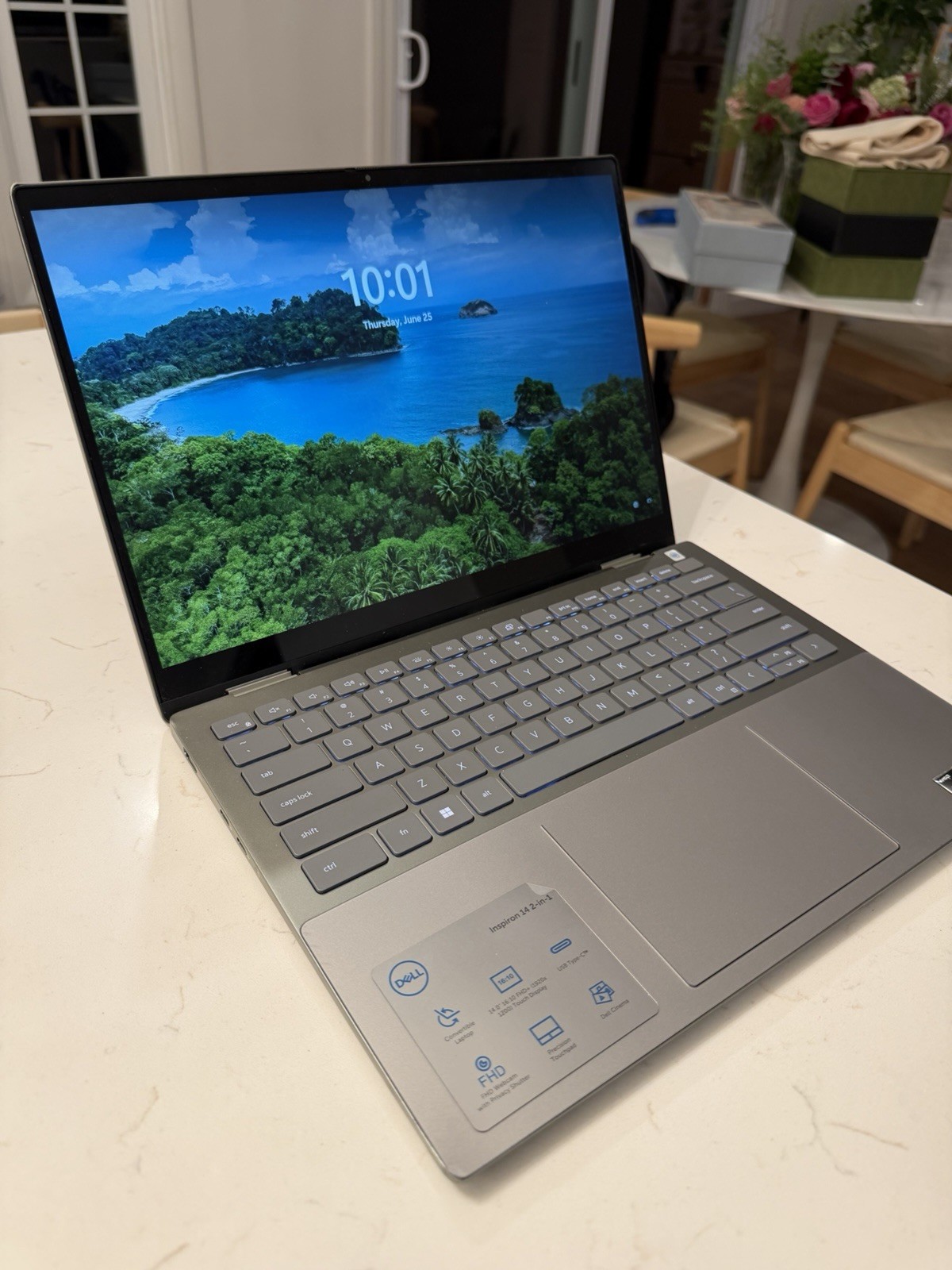 Dell Inspiron 14 2-in-1 14″ Touch Ryzen 5 5625U 8GB of RAM 512GB SSD Silver