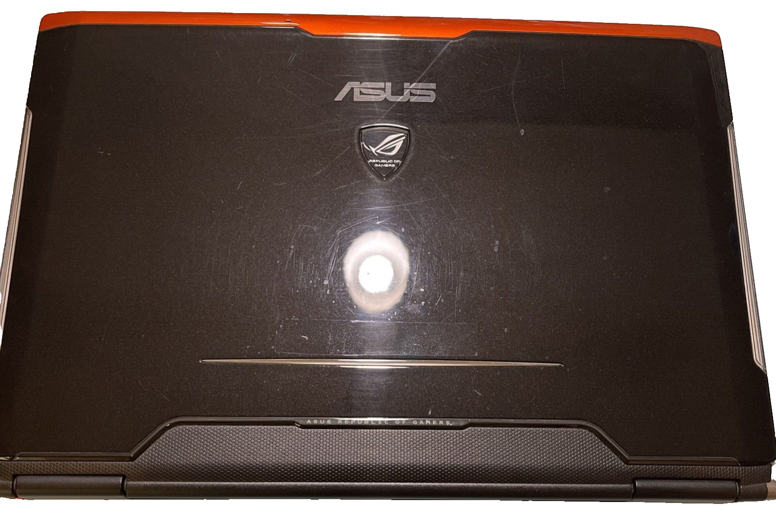ASUS Republic of Gamers (ROG) G50V Parts/Repair Powers Up