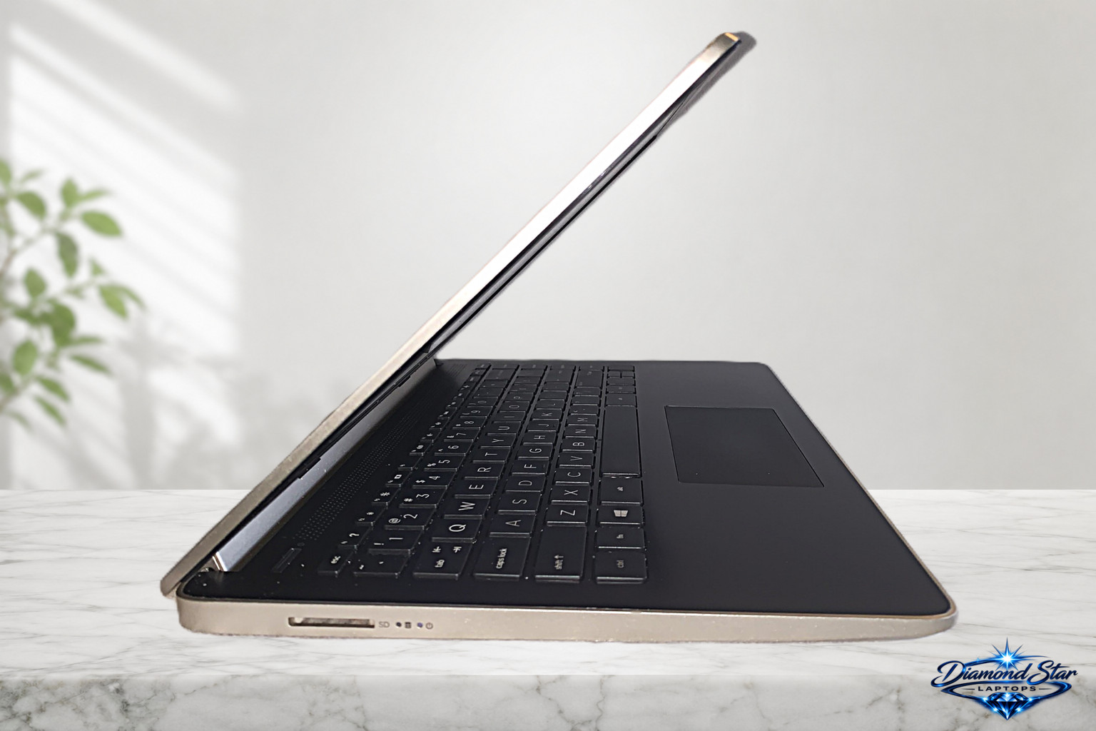 ✨HP Laptop 14″ DQ0xxx Windows 11 Pro See All Photo’s and Read Full Description✨