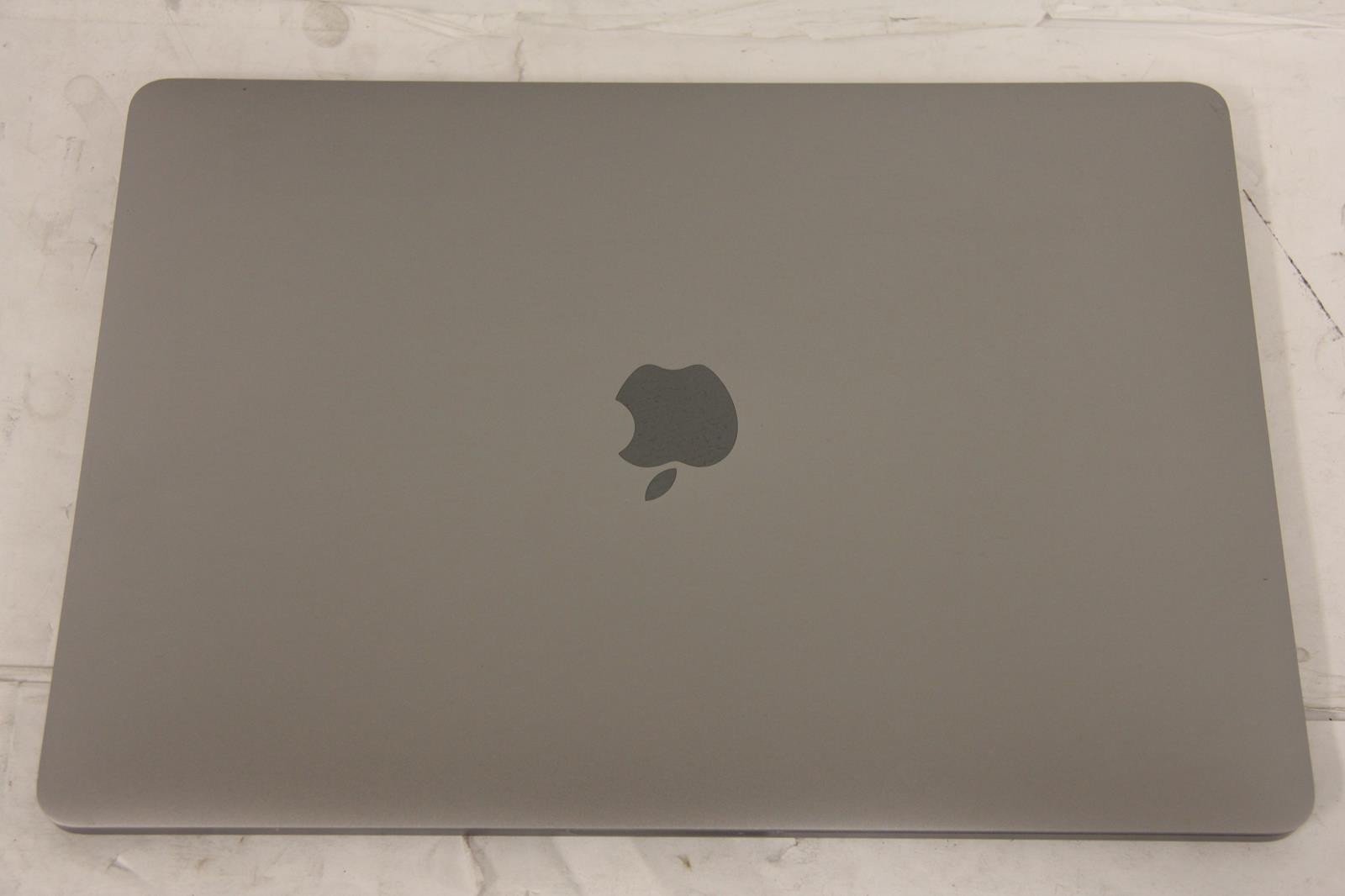 APPLE A2251 2.0GHz 16GB RAM 500GBSSD 13-Inch MacBook Pro